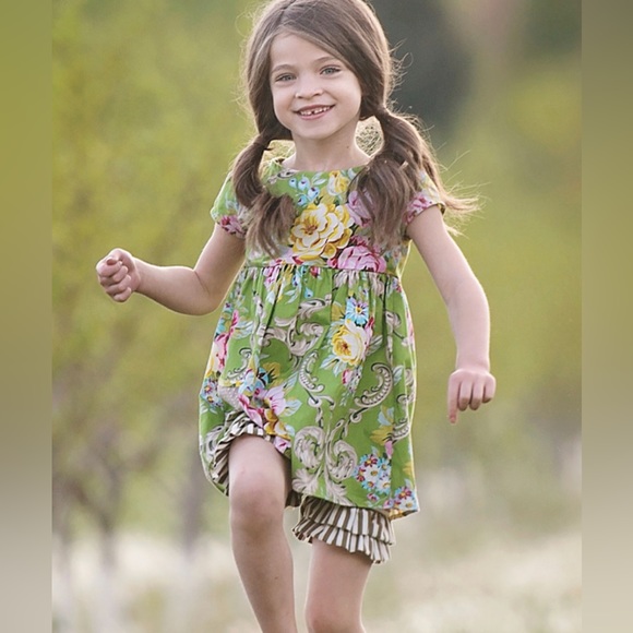 Persnickety Green Striped Shorts sz 4 - Picture 2 of 4